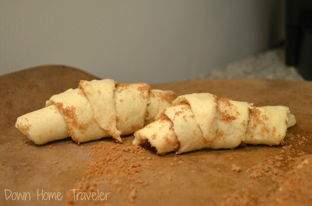 Cinnamon Roll Crescents