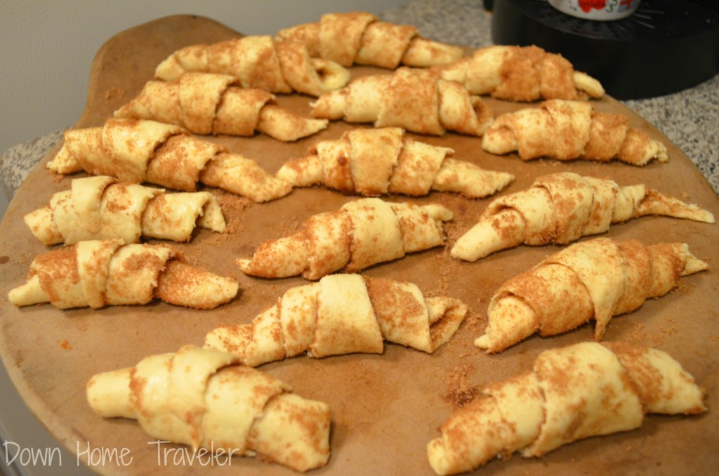 Cinnamon Roll Crescents