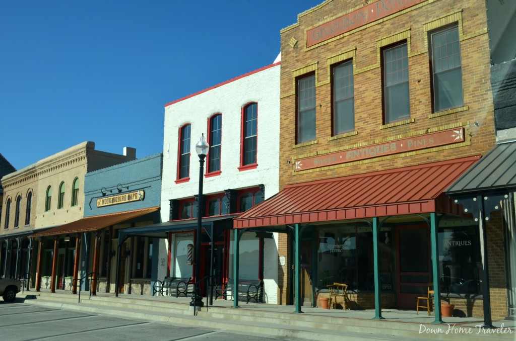 Pilot Point, Texas, Small Towns